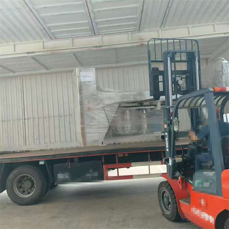 宜良县探索物流运输的多样世界：故城县物流服务全景